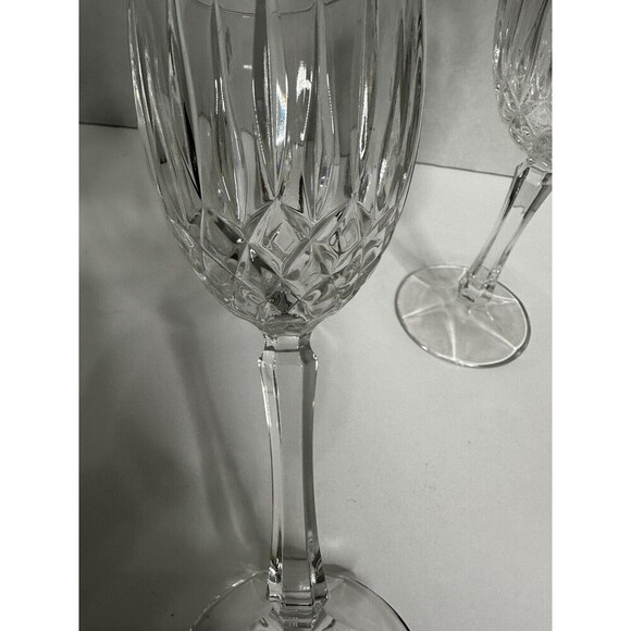 Gorham Crystal Regalta Water Wine Goblet Glass Two 8.5” Tall‎ - Picture 6 of 9